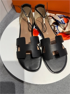 Сандилии HERMES 133771