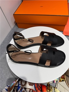 Сандилии HERMES 133771