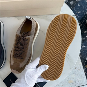 Кроссовки DG 133804