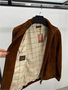 Замшевая куртка LORO PIANA 134121