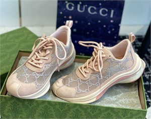Кроссовки GUCCI 134388