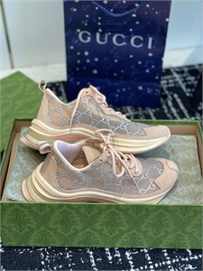 Кроссовки GUCCI 134388