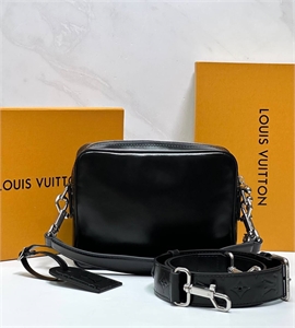 Сумка LOUIS VUITTON 134400