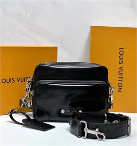 Сумка LOUIS VUITTON 134400