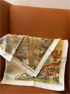 Платок LOUIS VUITTON 134912_C5942