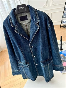 Джинсовая куртка  PRADA 134930_59483