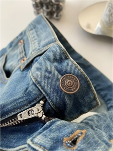 Джинсы VALENTINO 135001