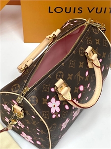 Сумка LOUIS VUITTON 135084