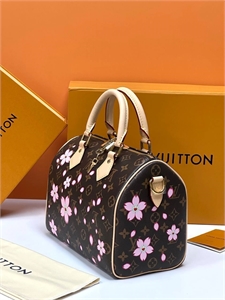Сумка LOUIS VUITTON 135084