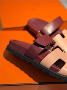 Шлепанцы HERMES 135244