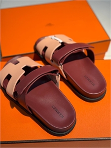 Шлепанцы HERMES 135244