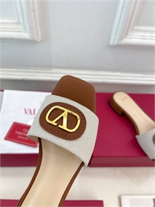 Тапочки VALENTINO 135944