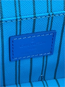 Косметичка LOUIS VUITTON 135980