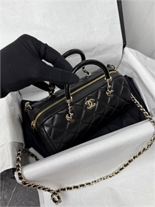 Сумка CHANEL 136016