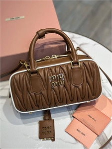 Сумка MIU MIU 136042 - фото 241827
