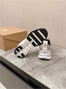 Кроссовки LOEWE 136089