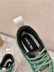 Кроссовки LOEWE 136090