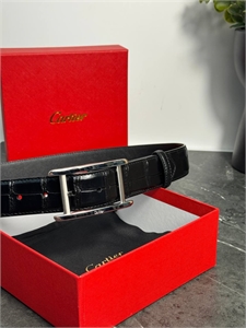 Двухсторонний ремень CARTIER 136151