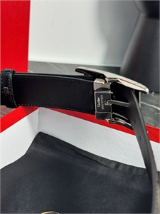 Двухсторонний ремень CARTIER 136151