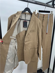 Классический костюм KITON (лен) 136191