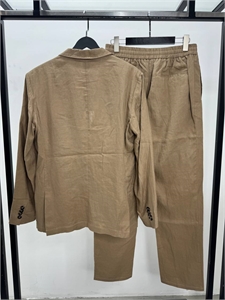 Классический костюм KITON (лен) 136191