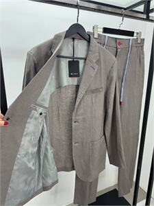 Классический костюм KITON (лен) 136192