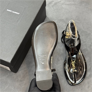 Сандалии YSL 136378