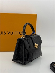 Сумка  LOUIS VUITTON 136396
