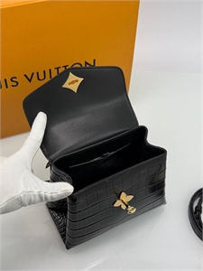Сумка  LOUIS VUITTON 136396