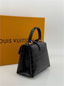 Сумка  LOUIS VUITTON 136396