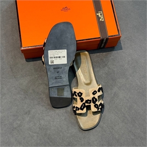 Тапочки HERMES 136400