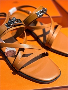 Сандалии HERMES 136408