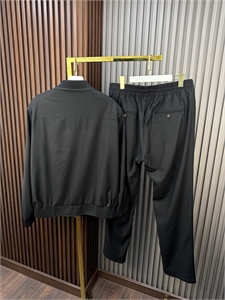 Прогулочный костюм BC 136451