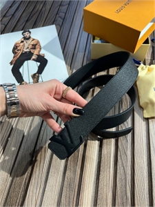 Ремень LV 136652