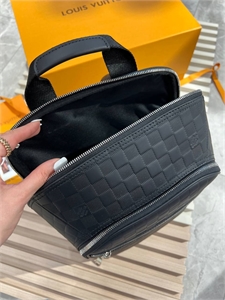 Рюкзак LOUIS VUITTON 136750