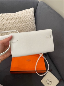 Сумка HERMES Kelly Classic 136782