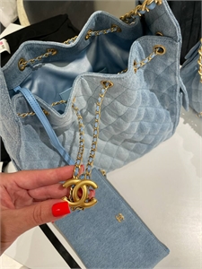 Сумка Chanel 136817