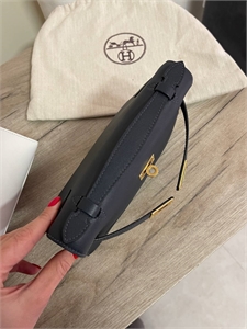 Сумка Hermes Kelly 136823
