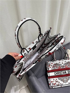 Сумка Dior 42cm 136842