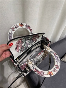 Сумка Dior 24cm 136850