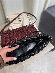 Сумка клатч BV 136892