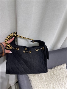 Сумка Chanel 25cm 136901