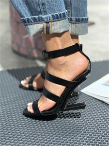 Босоножки FENDI 137003