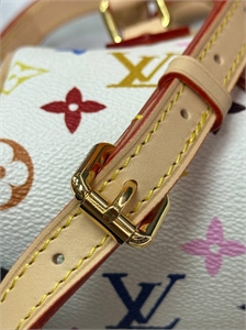Сумка  LOUIS VUITTON 137184