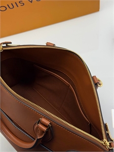 Сумка  LOUIS VUITTON 137202