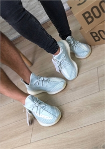 Кроссовки Yeezy 137540 - фото 249924