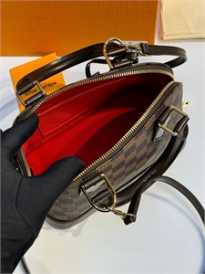Сумка  LOUIS VUITTON 137544