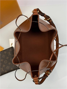 Сумка  LOUIS VUITTON 137578