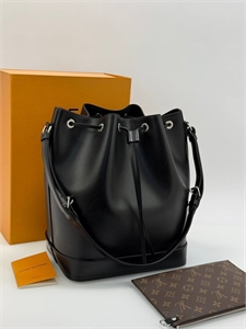 Сумка  LOUIS VUITTON 138040