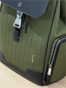 Рюкзак RIMOWA 138200